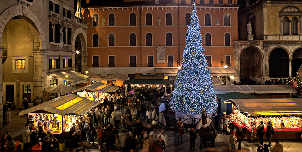Stella Di Natale A Verona.Home Mercatini Di Natale A Verona Natale In Piazza Weihnachtsmarkte Christmas Markets Marches De Noel